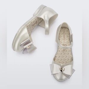 MINI MELISSA Amy + BARBIE Metallic white